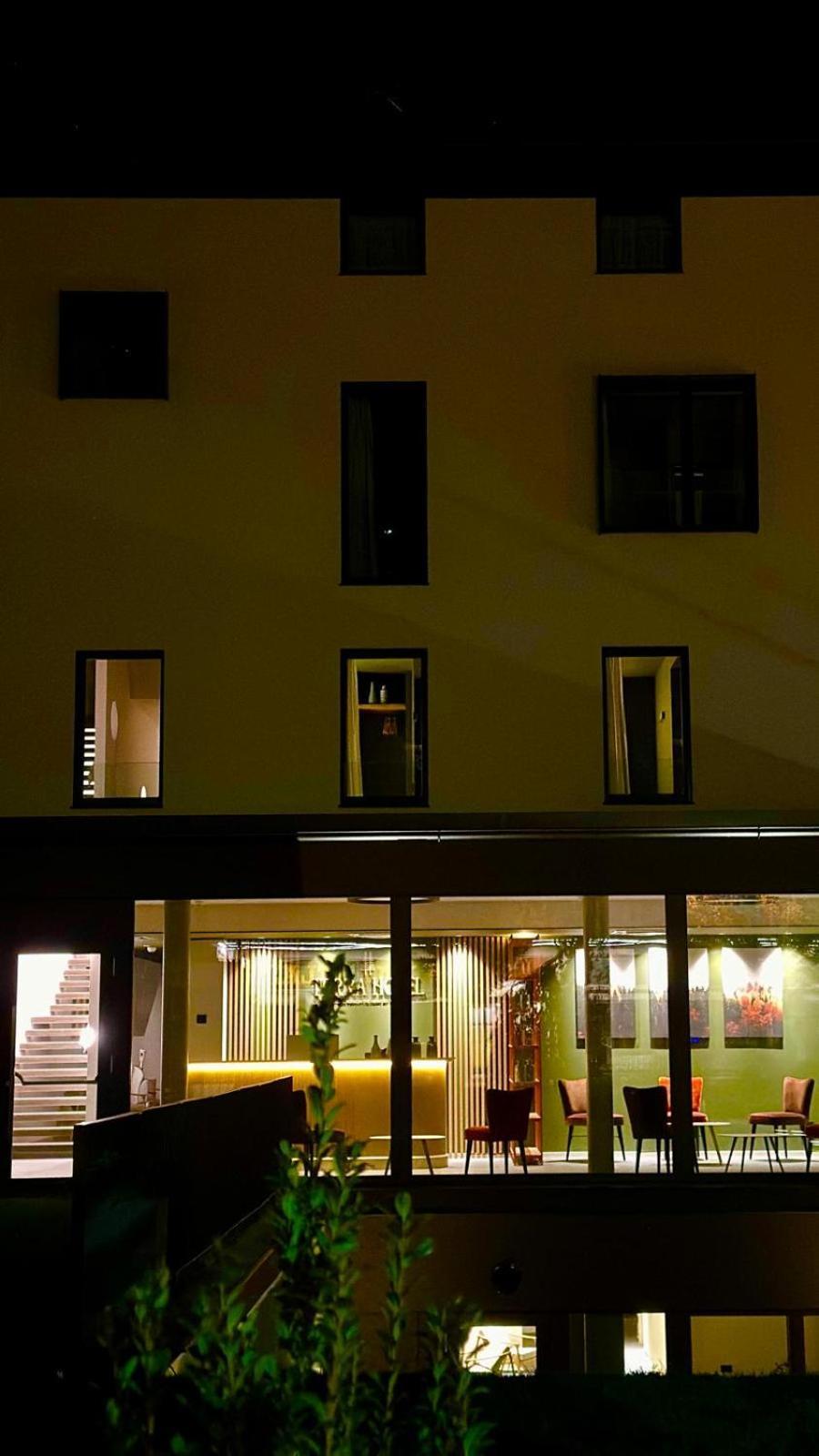 Terra Hotel Boutique Tirano Buitenkant foto