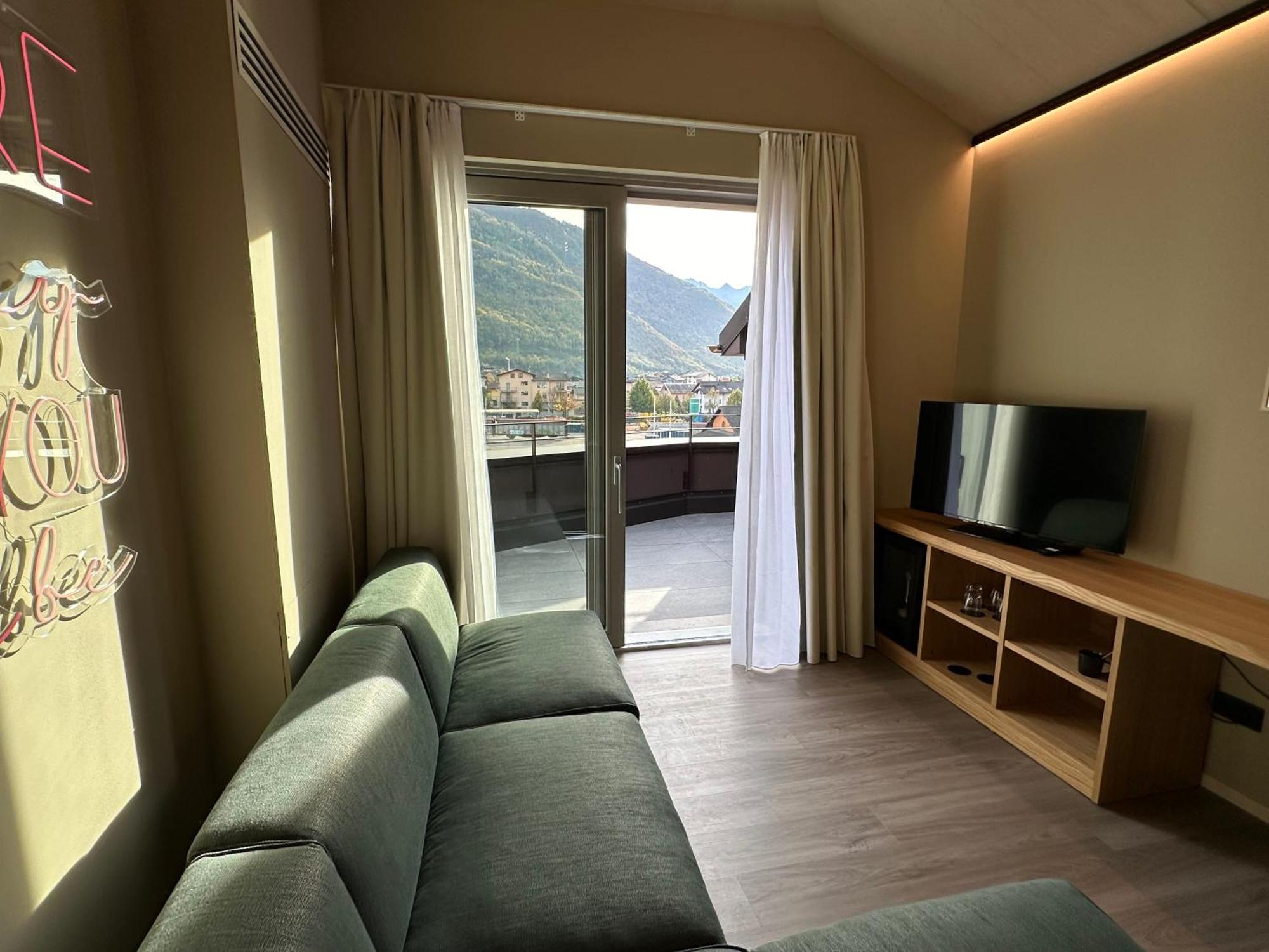 Terra Hotel Boutique Tirano Buitenkant foto